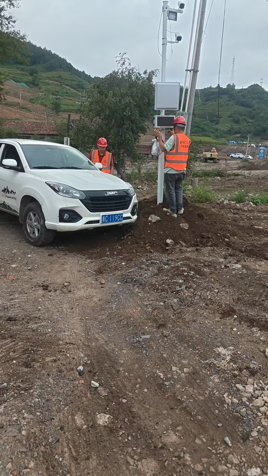 金云车辆计数机器人走进辽宁太子